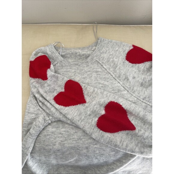 Cece Soft Gray Sweater Red Heart Raglan Pullover M - Picture 7 of 7